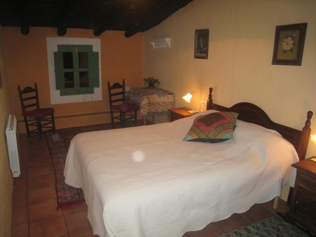 Posada Del Castano Castano de Robledo الغرفة الصورة